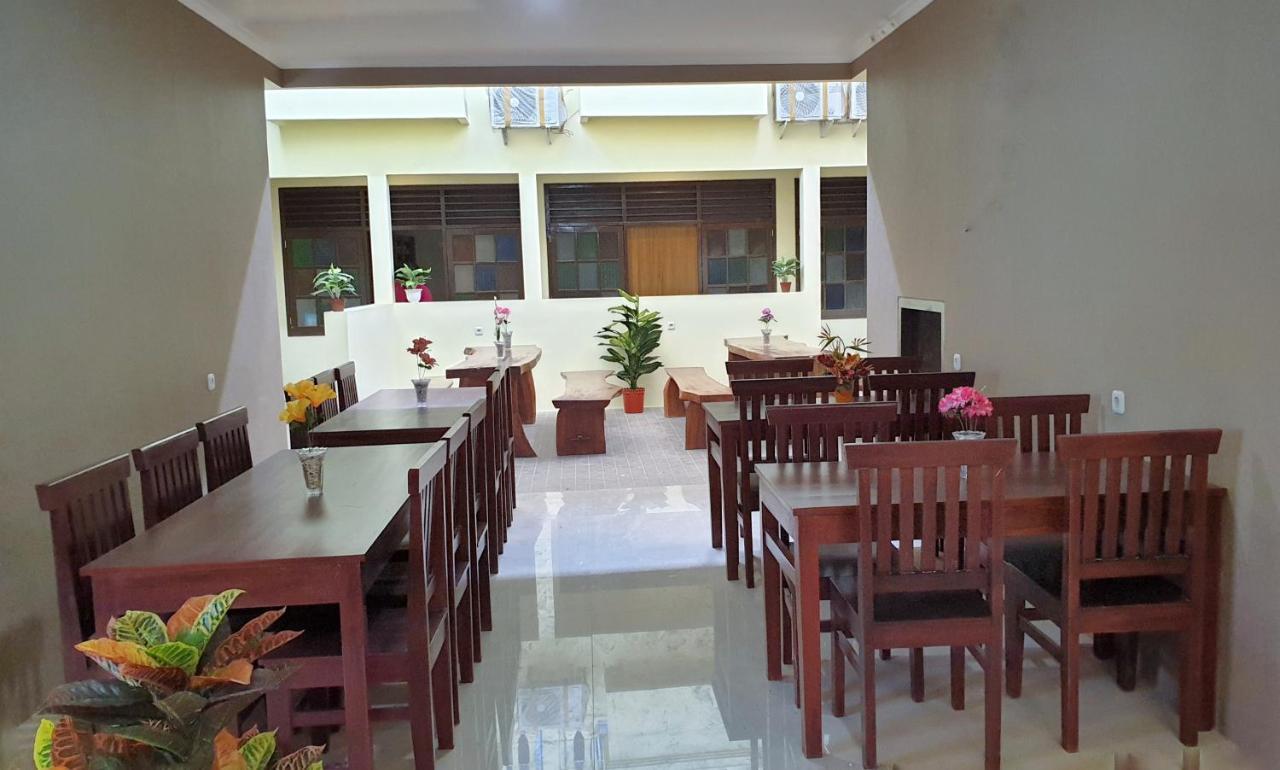 Maple Tree Homestay Maguwo Extérieur photo
