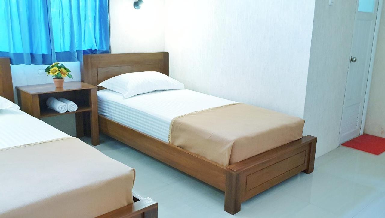 Maple Tree Homestay Maguwo Extérieur photo