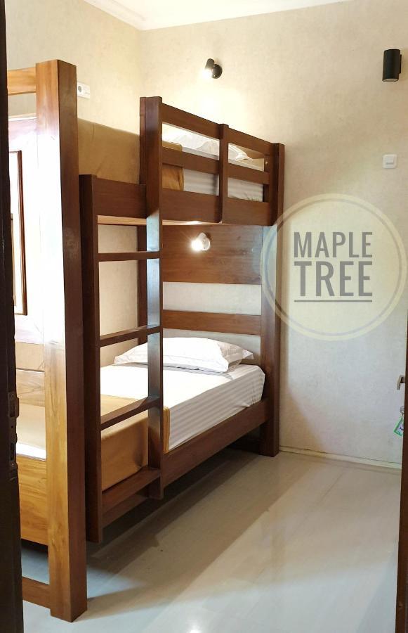 Maple Tree Homestay Maguwo Extérieur photo