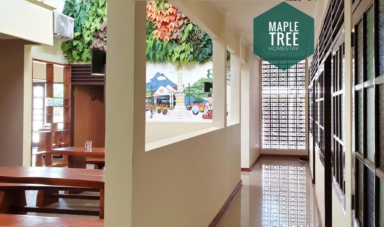 Maple Tree Homestay Maguwo Extérieur photo