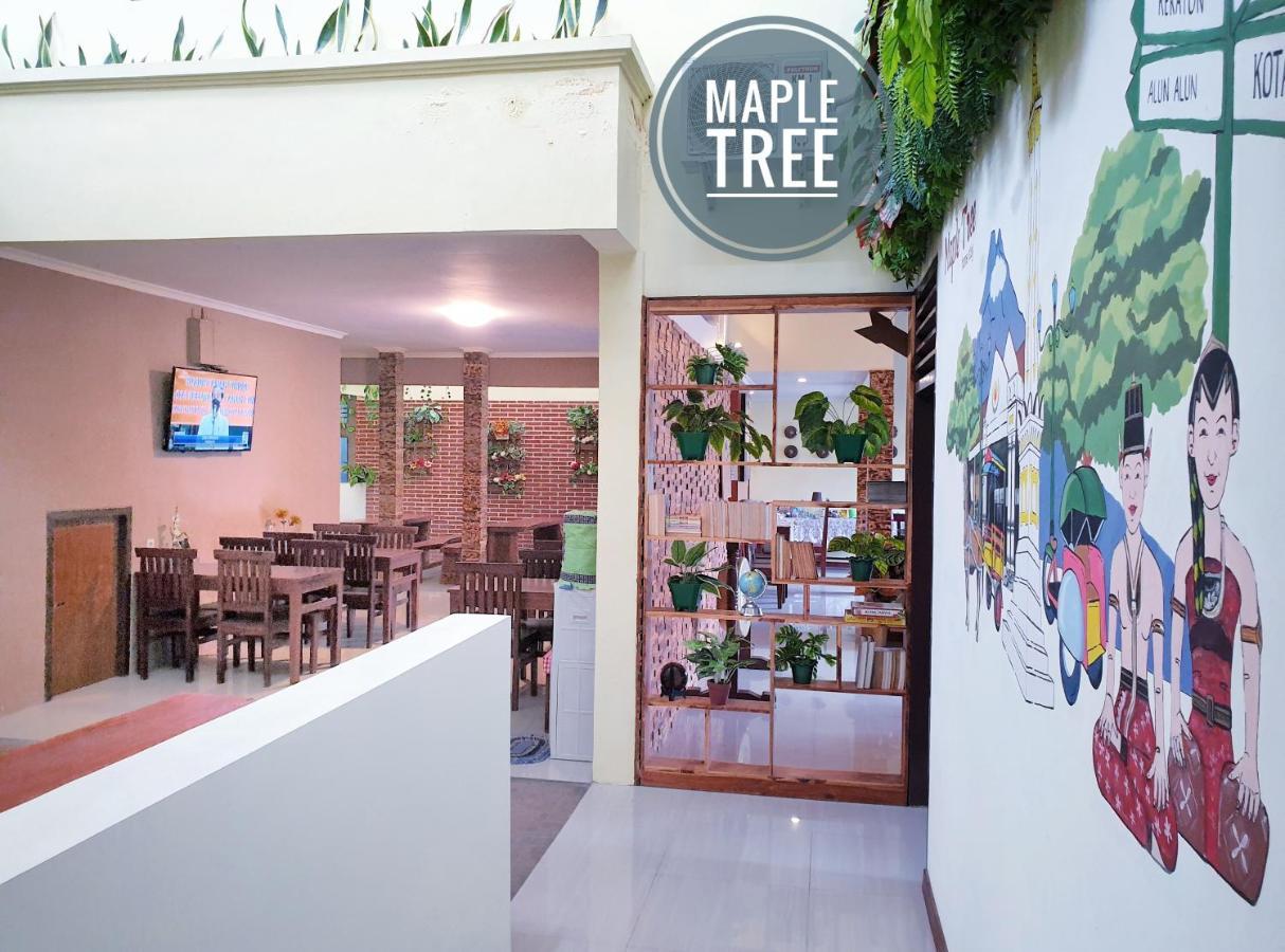 Maple Tree Homestay Maguwo Extérieur photo